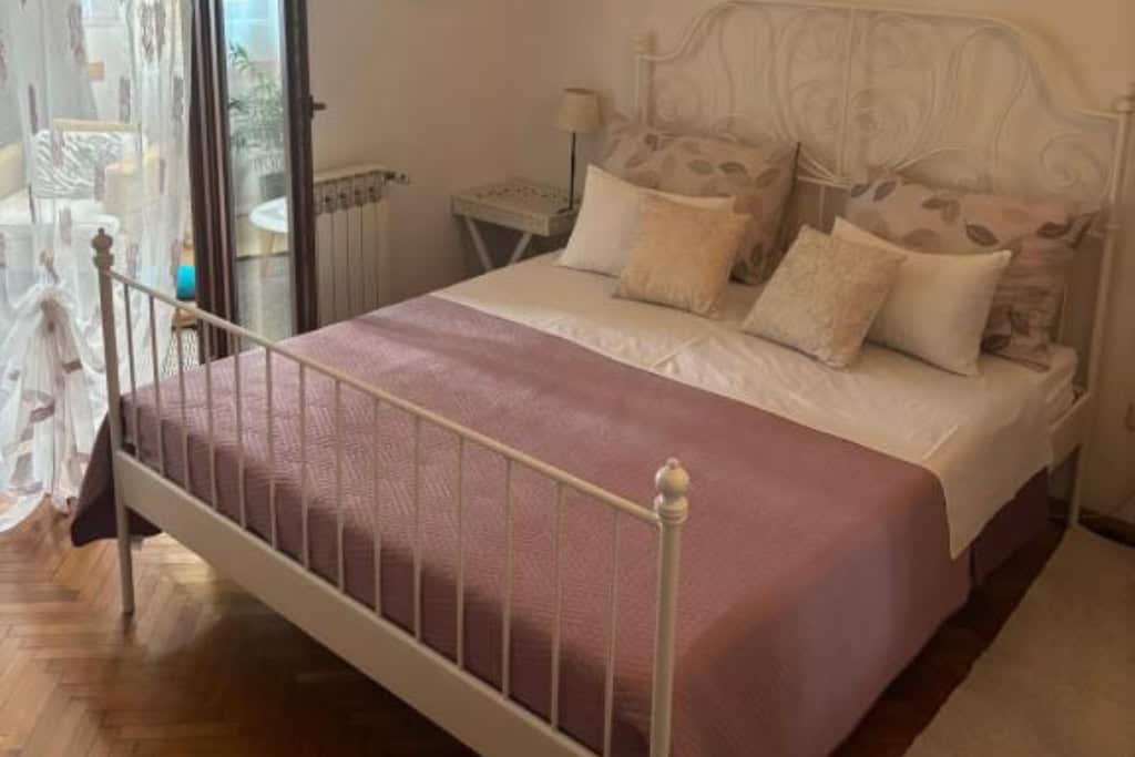 Apartman Gorana with swimming pool - Where to stay on Hvar - Hvar, Dalmatia, Islands Apartman Gorana with swimming pool - Hvar, Dalmatia, Islands
