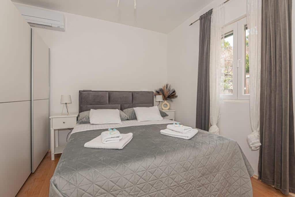 Apartment Mozart - Sibenik, Dalmatia