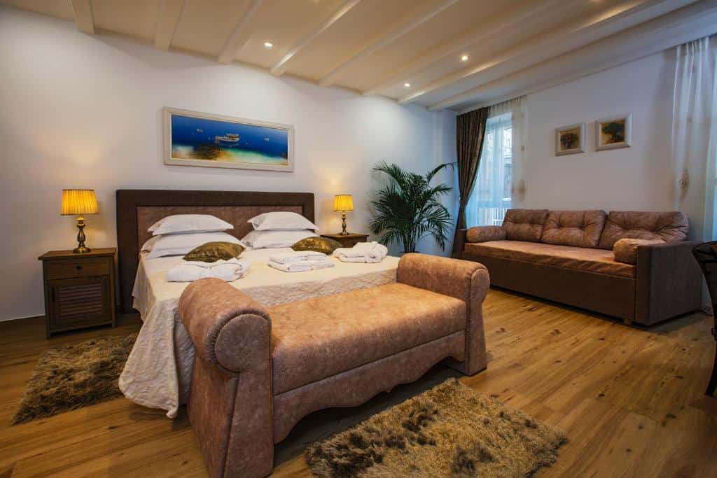 Heritage Hotel Dea Hvar - Where to stay on Hvar - Hvar, Dalmatia, Islands Heritage Hotel Dea Hvar - Hvar, Dalmatia, Islands