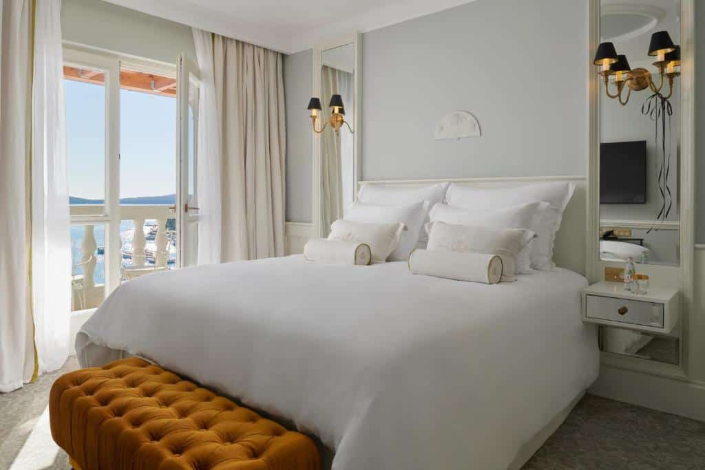 Palace Elisabeth Hvar Hotel - Where to stay on Hvar - Hvar, Dalmatia, Islands Palace Elisabeth Hvar Hotel - Hvar, Dalmatia, Islands